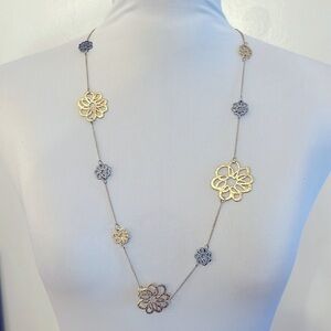 New Flower Necklace so pretty!